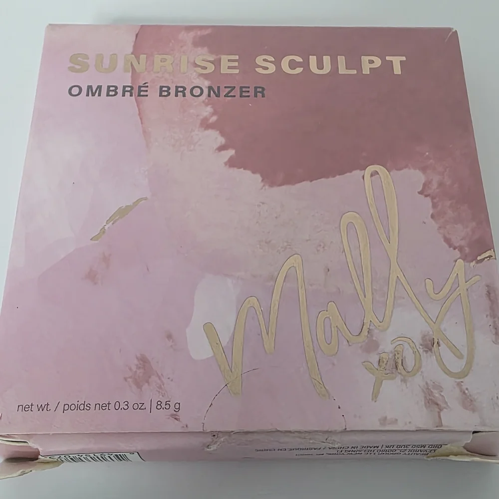 NIB Mally Sunrise Sculpt Ombré Bronzer